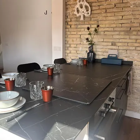 Appartement Con Balcon Frances En Extramurs *