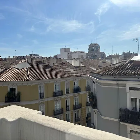Appartement Con Balcon Frances En Extramurs *